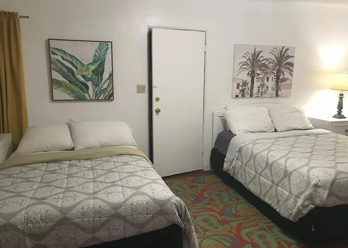Aloha Hotel Palm Springs